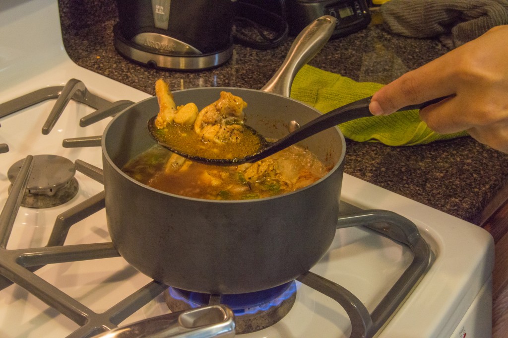 Sri Lankan Chicken curry | thefoodiemiles.com