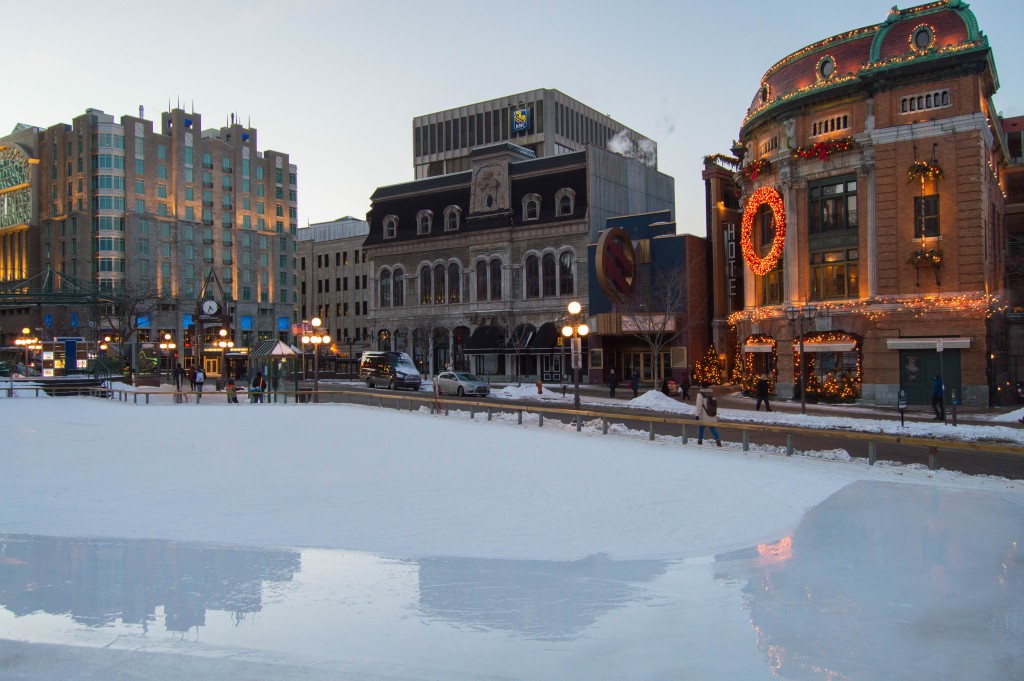 Place D'Youville skating rink