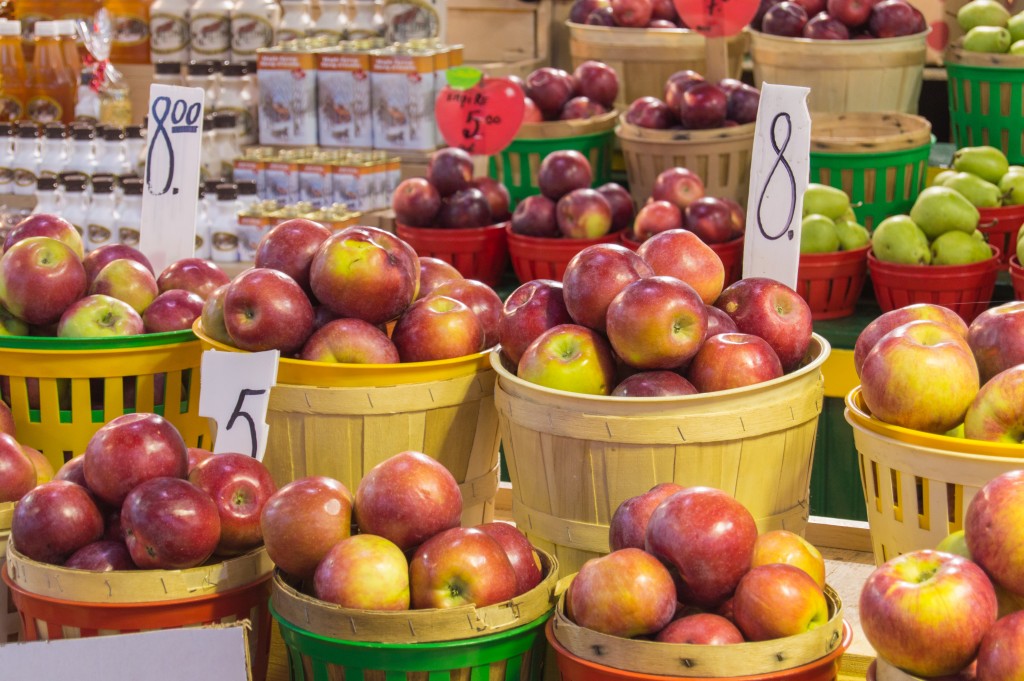 Apples at Jean Talon Market