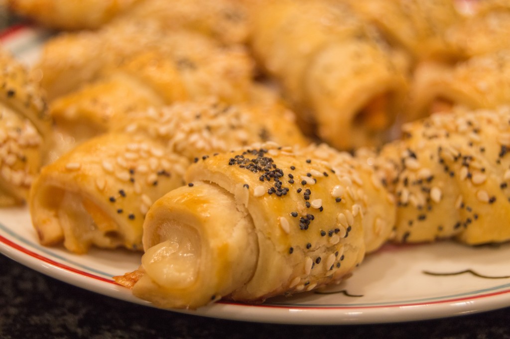 Baked salmon rolls