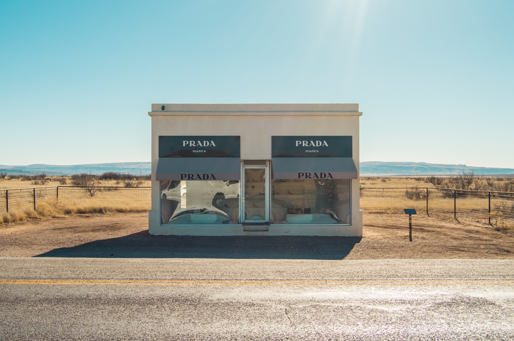 prada marfa visit