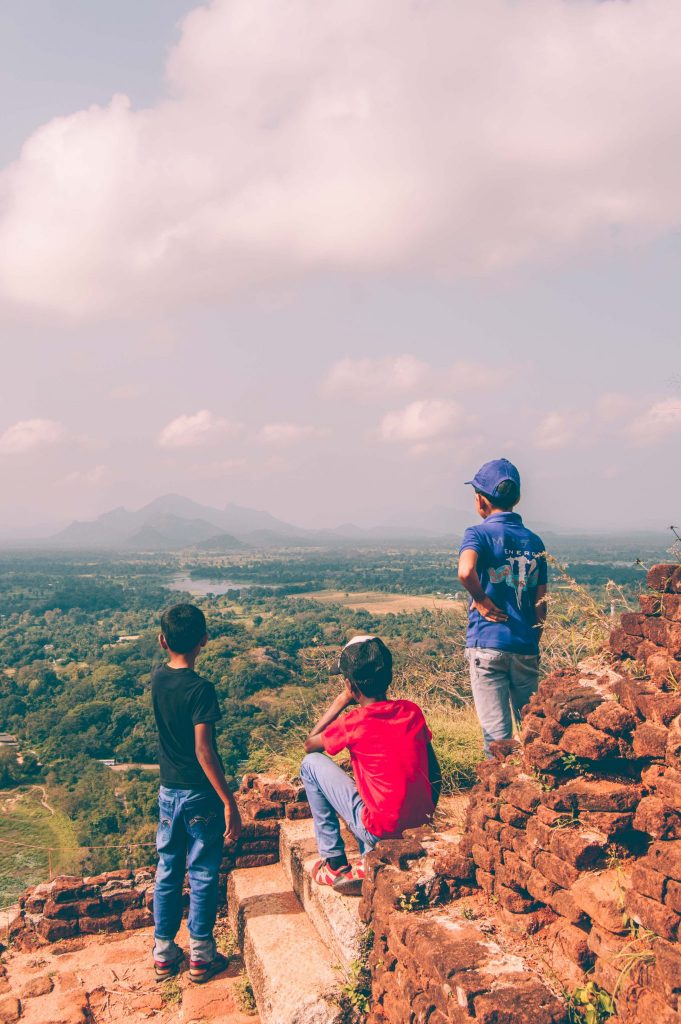 sri lankan boys climed sigiriya