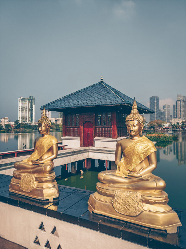 seema-malaka-Buddha-statues-front-view