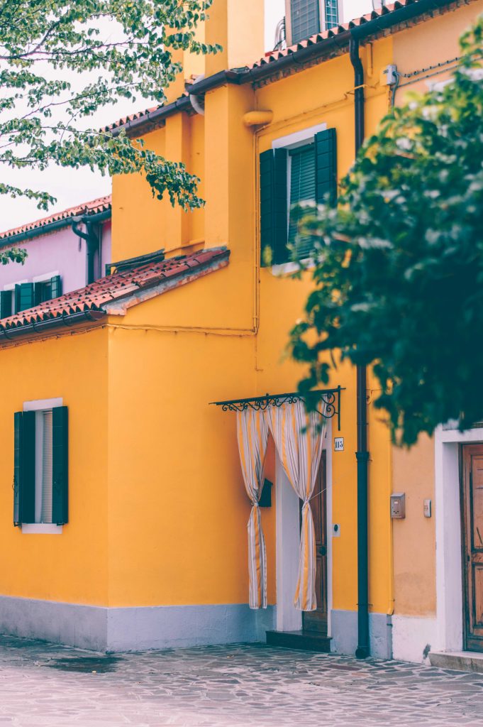 burano-colorful-houses