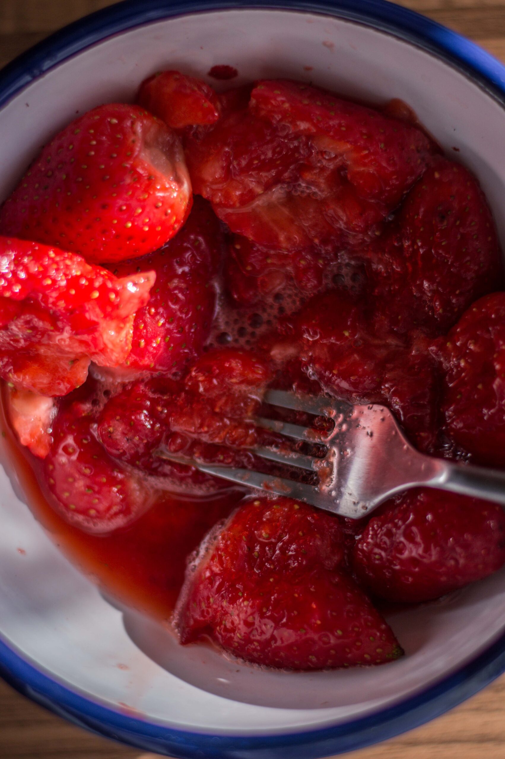 Strawberries with Sour Cream a Recipe Updated for Pandemic That’s