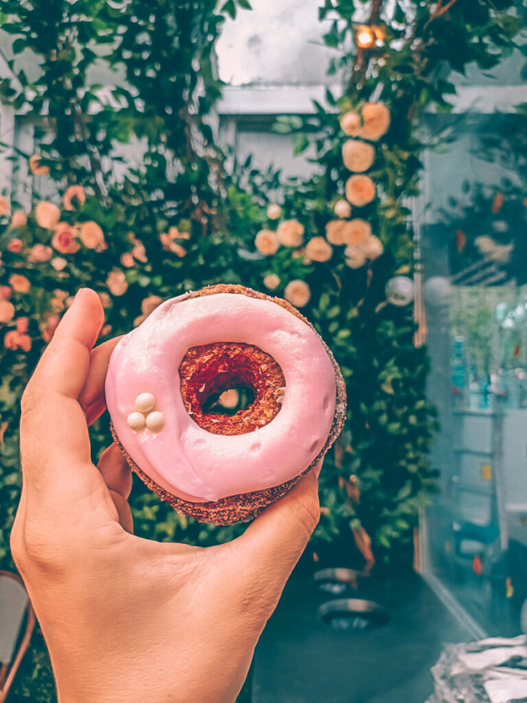 cronut at Dominique Ansel bakery