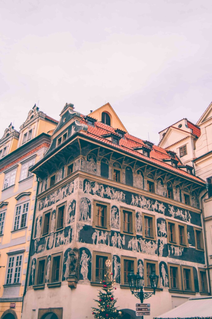 Make sure to notice all the Prague details when spending one day in Praque