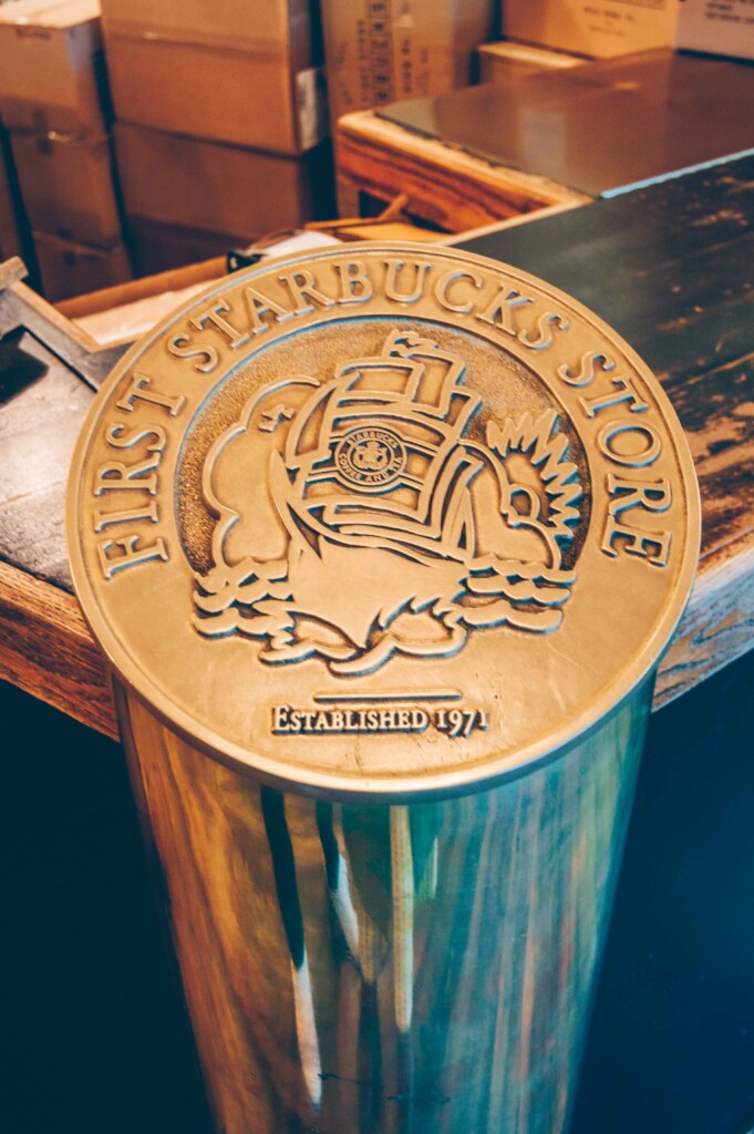 Seattle first starbucks store