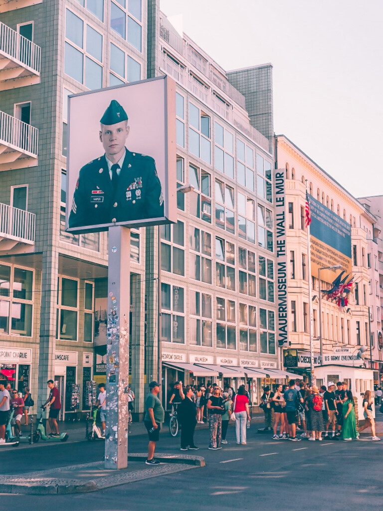 checkpoint charlie