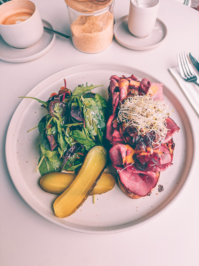 Open sandwich served at Caf&eacute; Kernig in Winterhude
