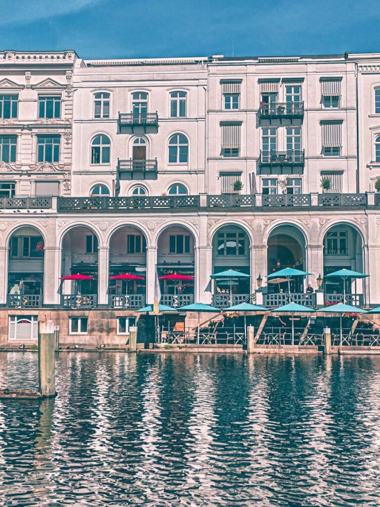 Amazing water view at Rathauspassage