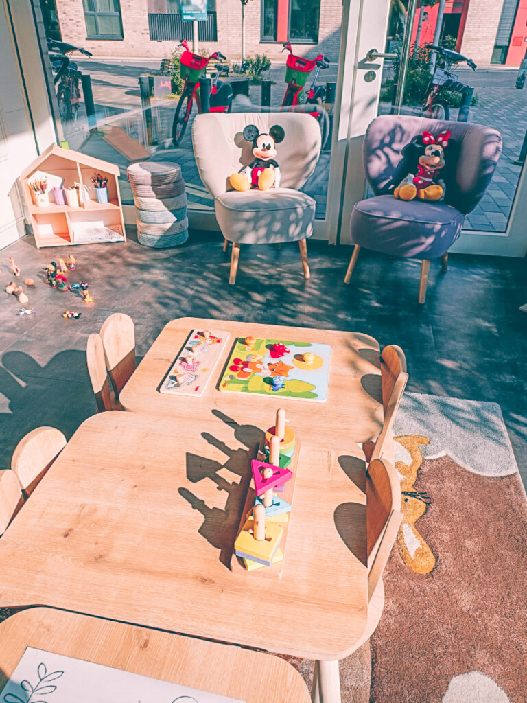 Lots of toys for kids to play with at Lille Kinder