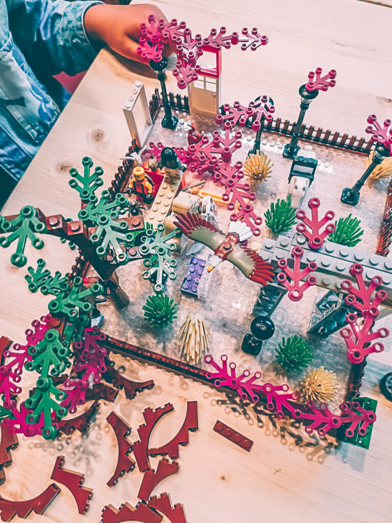 A stop at the Lego corner at Urbaneo is a must when traveling Hamburg with Kids