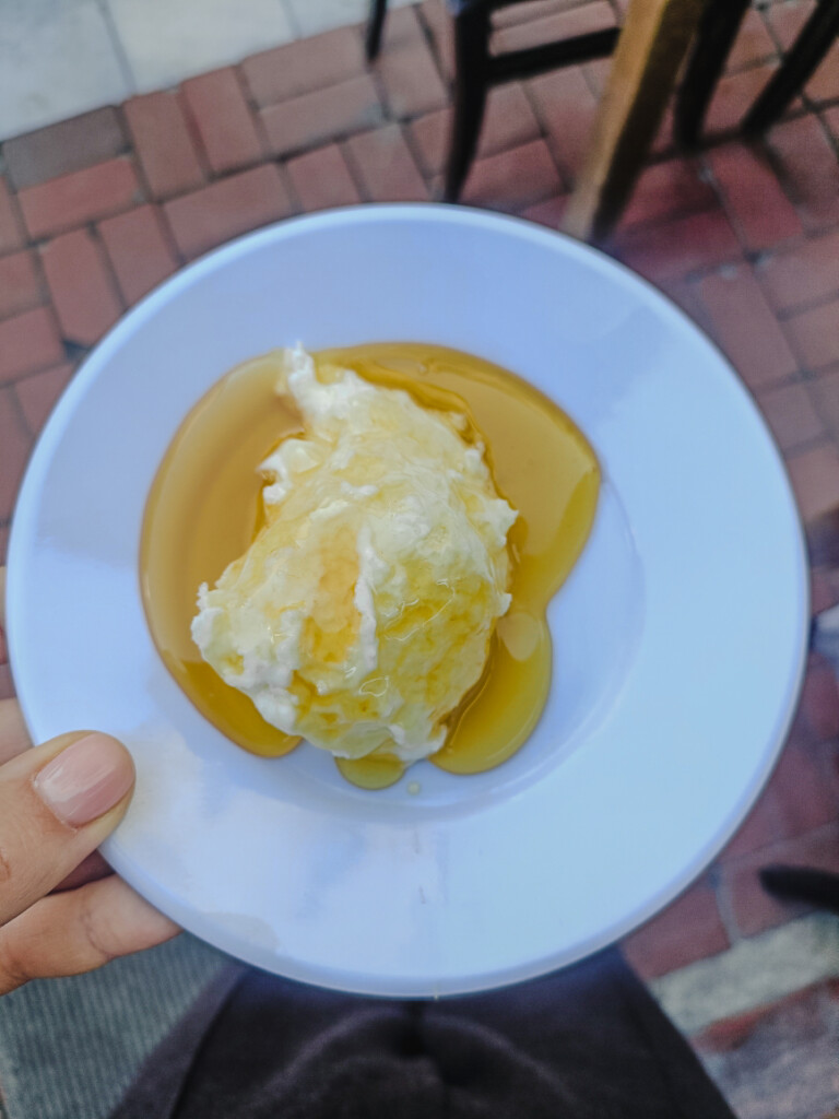 Boris'in Yeri best kaymak with honey