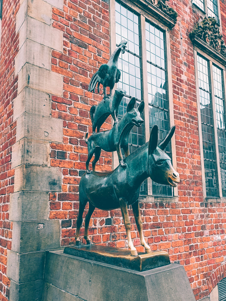 Bremen musicians statue