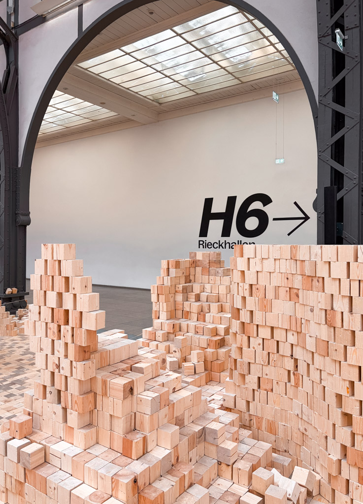 Cool things built out of wooden blocks at the Hamburger Bahnhof in Berlin